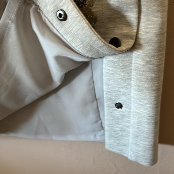 NWT BCBG MaxAzria Runway Rebekka Gray Abstract Leaf Metallic Print Midi Skirt 0 - Picture 6 of 16